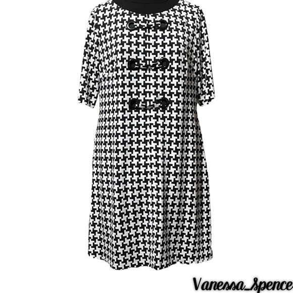 Joseph Ribkoff Dresses & Skirts - Joseph Ribkoff Black and White Half Sleeve Dress